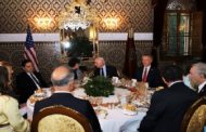 SM le Roi offre un dîner en l'honneur d'une délégation du Congrès américain