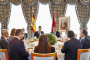 S.M. le Roi offre un déjeuner en l'honneur du Président du gouvernement espagnol et de la délégation l'accompagnant