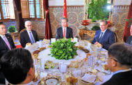 SM le Roi offre un dîner en l'honneur du président du Comité Permanent de l'Assemblée Populaire Nationale de Chine et de la délégation l'accompagnant