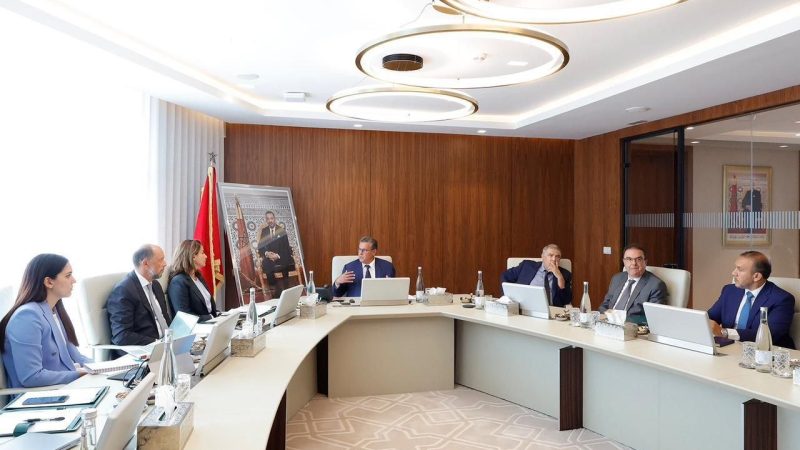 Le chef de gouvernement préside la première réunion dédiée à « l’offre Maroc » pour l’hydrogène vert