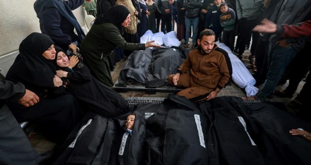 La guerre a fait plus de 30.000 morts à Gaza bombardée par Israël, selon le Hamas