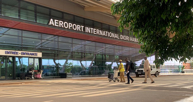 Des compagnies aériennes décident de ne plus embarquer de Français vers le Niger